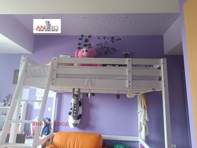 Продава се Тристаен апартамент в София, Овча купел - 127 кв.м за 1930 €/кв.м - Снимка #10