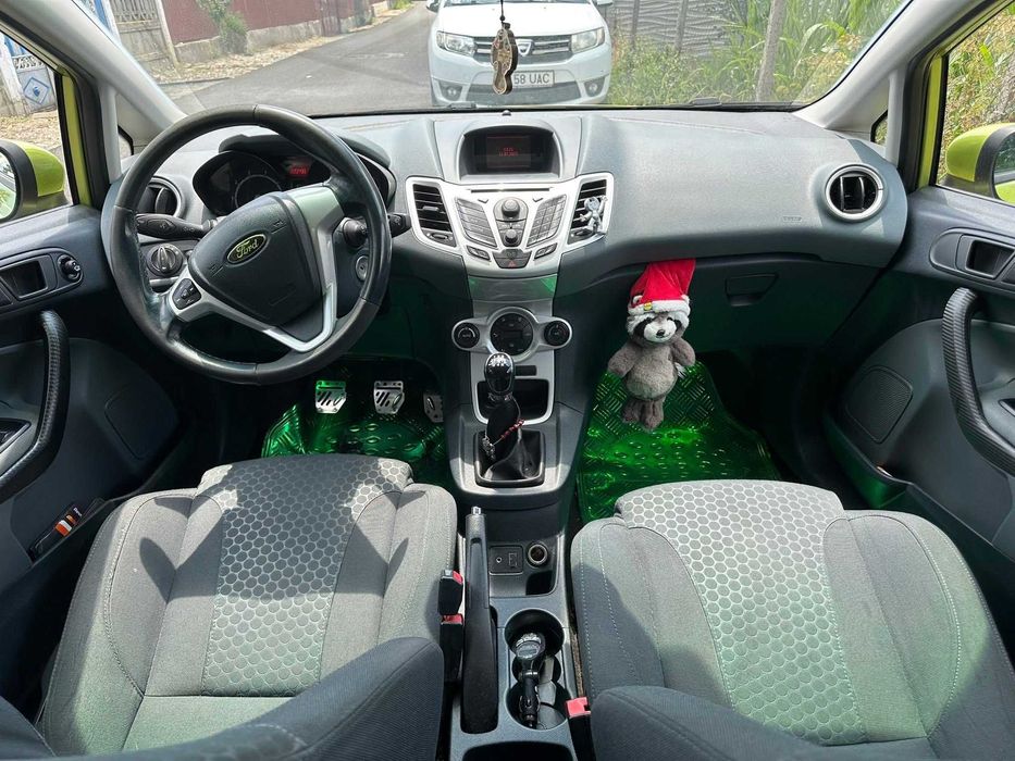 Ford Fiesta MK7 • Pachet ST • 1.6 Benzină 120CP • Sport • Jante R17
