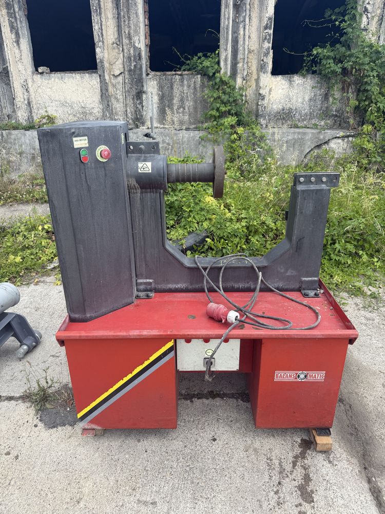 Masina de indreptat jante Nova Tech Balans Matic 1024