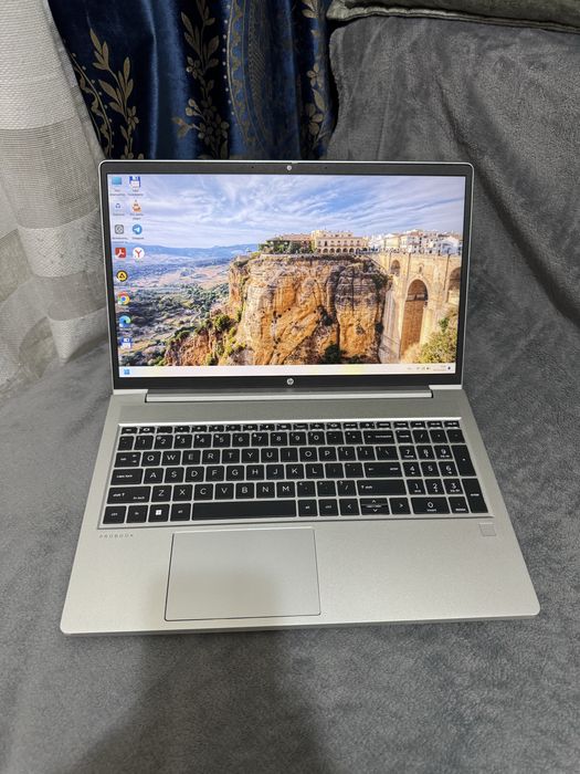 Срочно ! Hp probook 15 core i7 16gb ozu  IT Dasturlash Trading