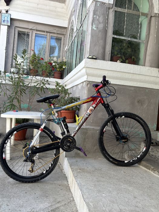 Bicicletă Banshee originală – model rar, complet refăcută