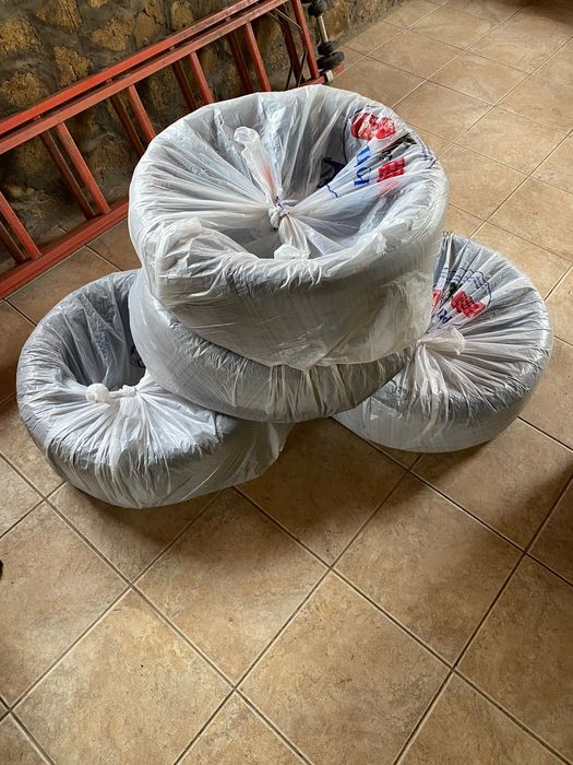 Vând cauciucuri vară Continental 215/50R18 Dot: 06.2021