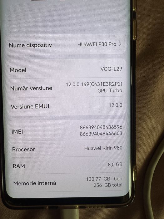 Vand Huawei P30 Pro in stare perfecta