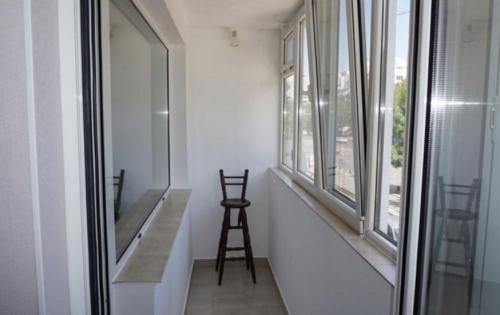 Дава се под наем Тристаен апартамент в София, Банишора - 120 кв.м за 750 € - Снимка #12