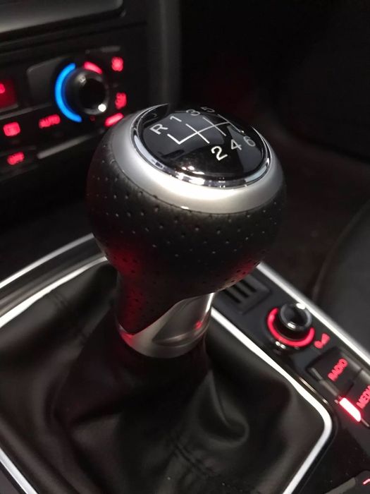 Nuca/Manson schimbator piele S-line Audi A4 S4 B8 8K A5 8T Q5 8R Sline