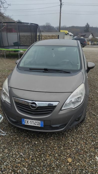 Vând Opel meriva 1.3 diesel