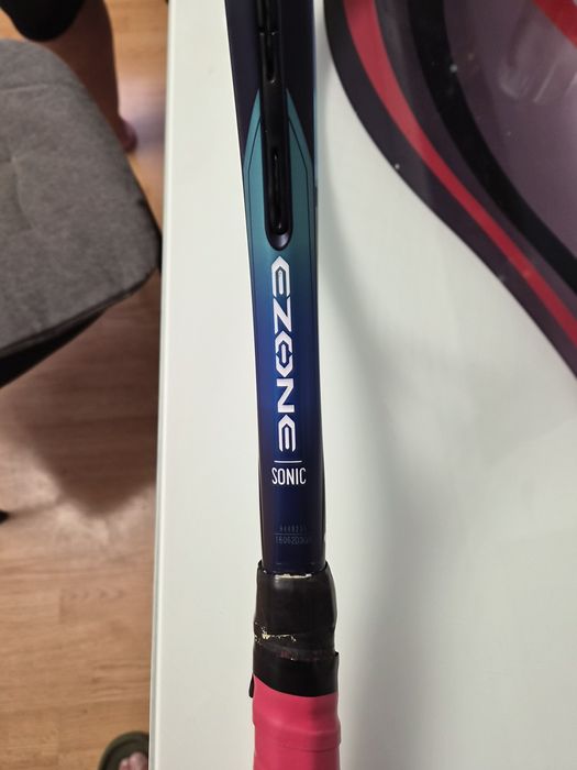 Racheta yonex ezone 280g,102 inch L2