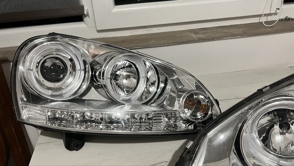 Vand faruri golf 5 cu angel eyes