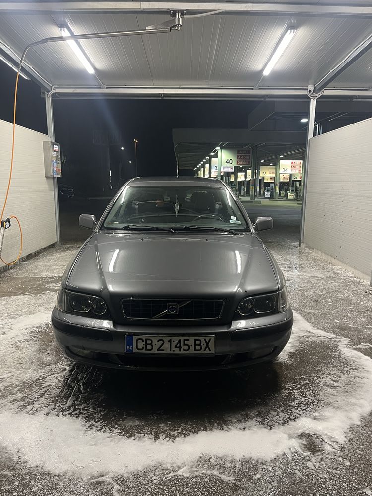 Volvo v40 1.9 115hp 2002