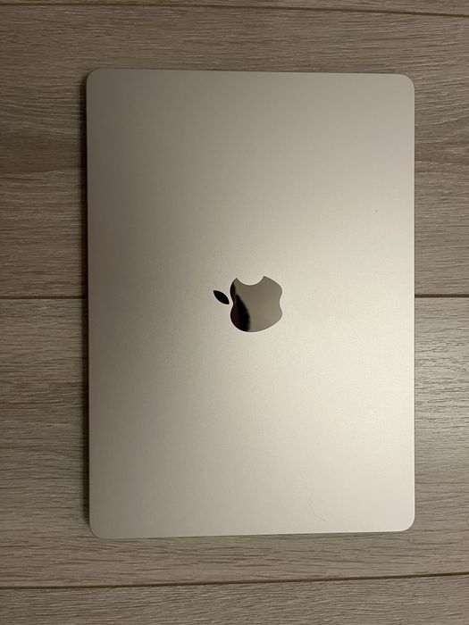 MacBook Air 13 M2 (8|512)