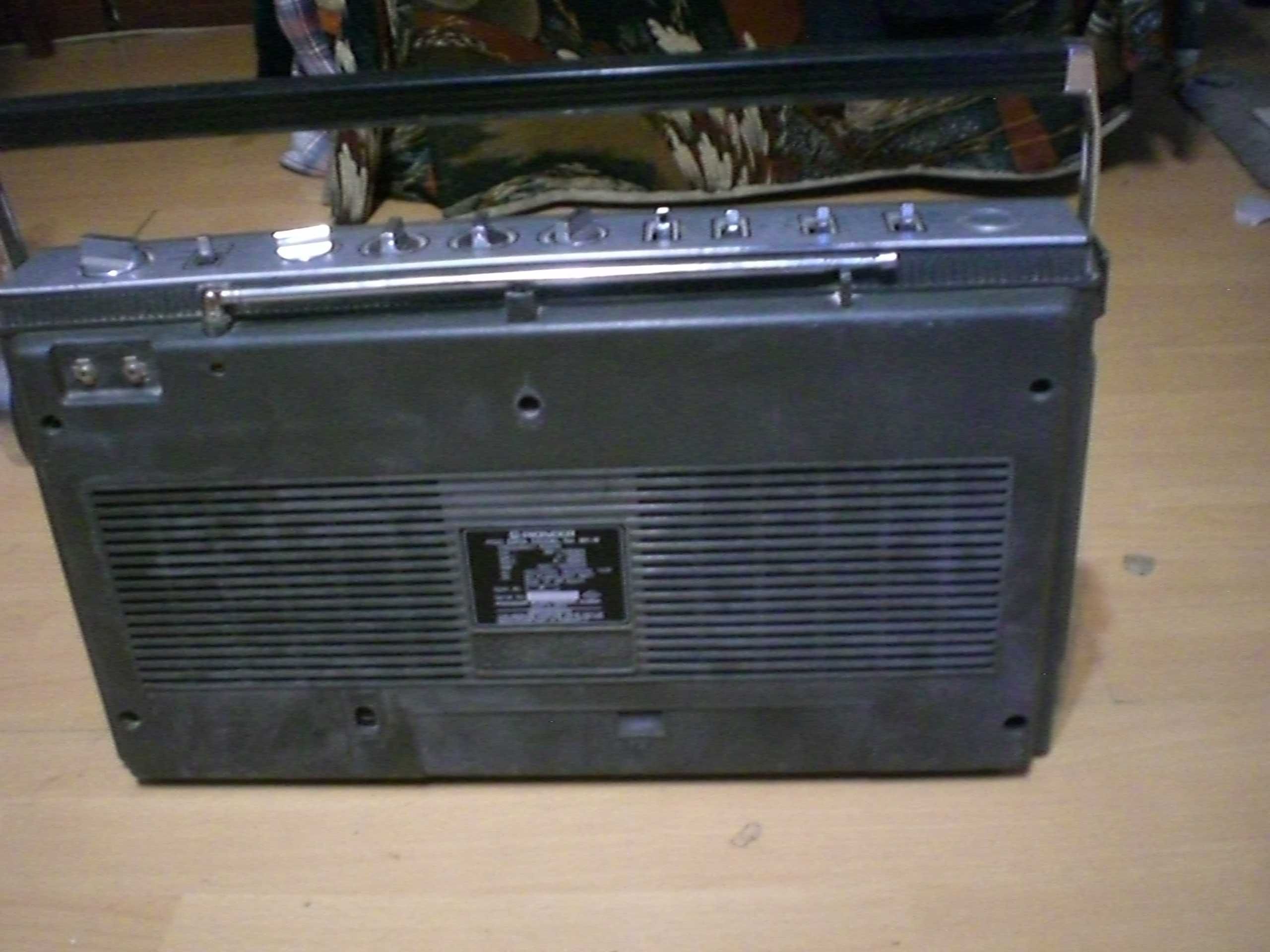 касетофон  pioneer  оригинален