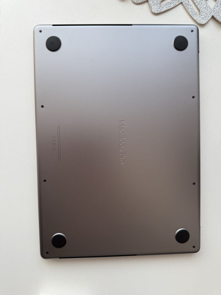 Macbook pro m1 pro 14”