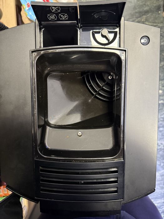 Продавам кафемашина Jura