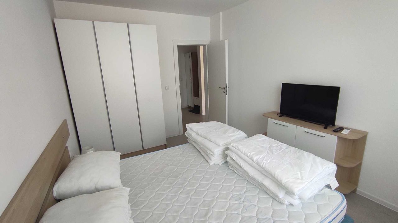 Продава се Двустаен апартамент в Созопол - 63 кв.м за 1588 €/кв.м - Снимка #4