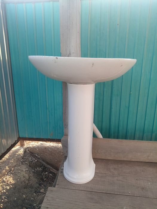 Қолданыста болған қол жуғыш сатылады