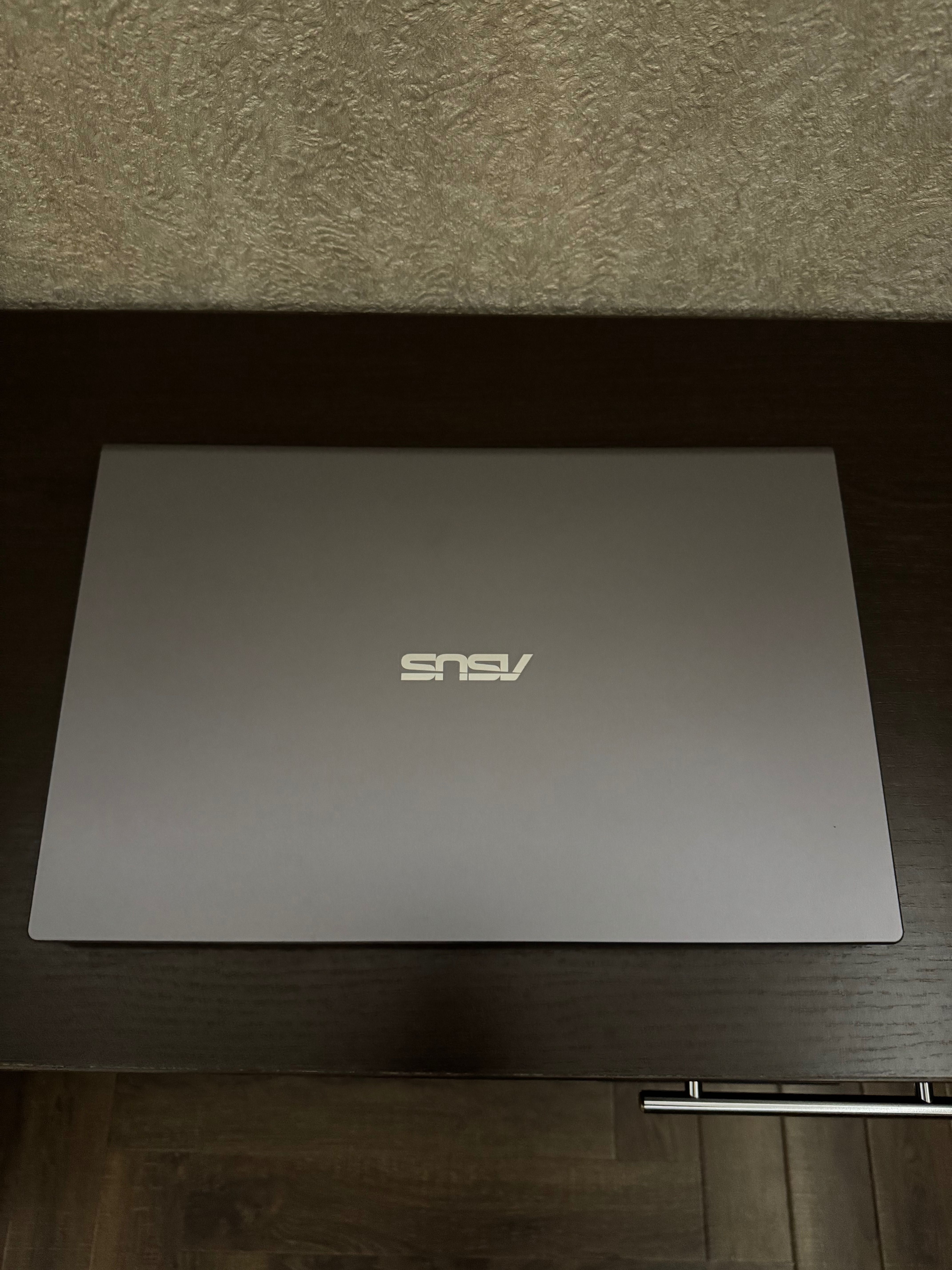 Ноутбук Asus R565E