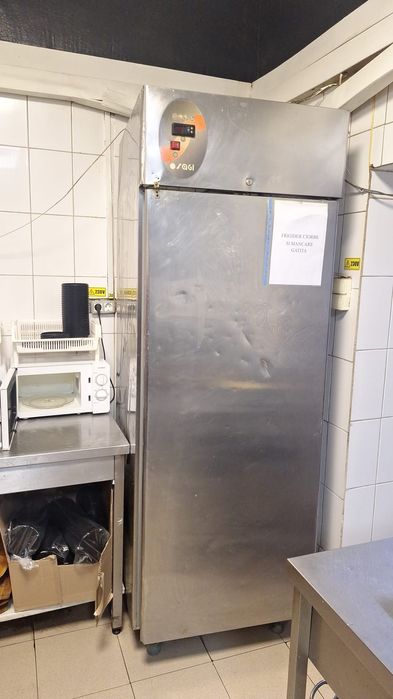 Vitrina rece si dulap cald inox, masa.calda expunere