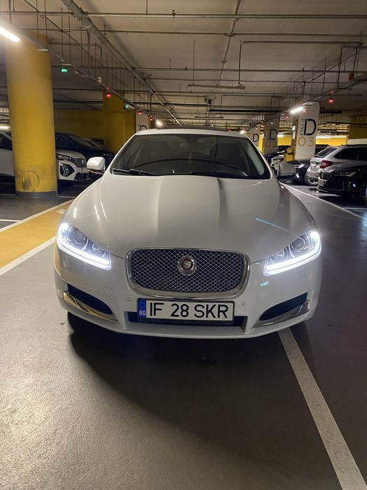 Vand Jaguar XF 2.2 D/09.2015