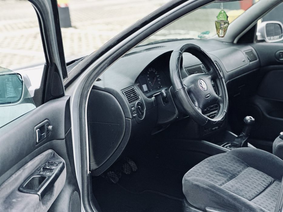 Vw Golf 4 * Hatchback * An 2003 * Unic Proprietar * Stare Perfecta *