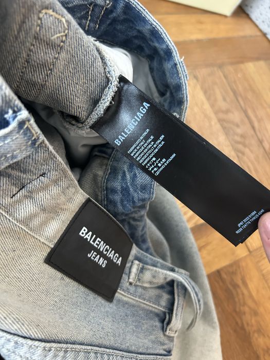 blugi scurti balenciaga