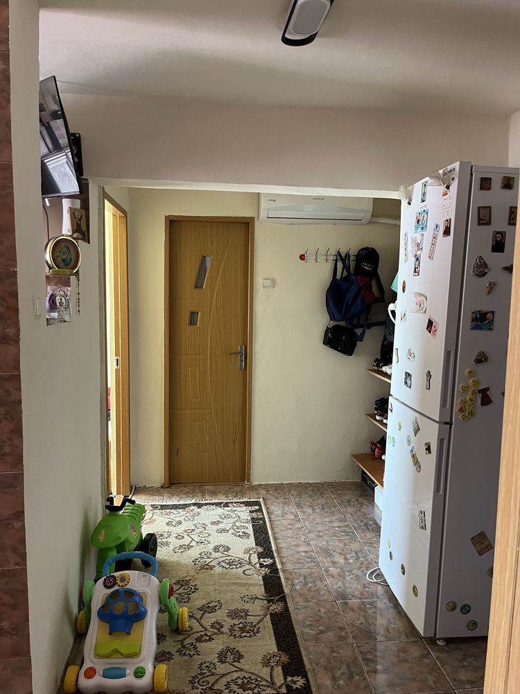 Ap 2 camere renovat cu clima etj 4