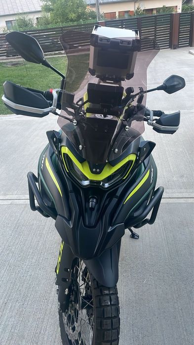 Vand Benelli TRK 702x