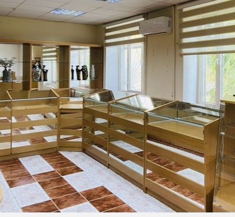 Отдам даром витрины