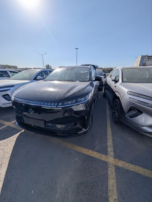 Продаётся DONGFENG EP008 restailing Ultra