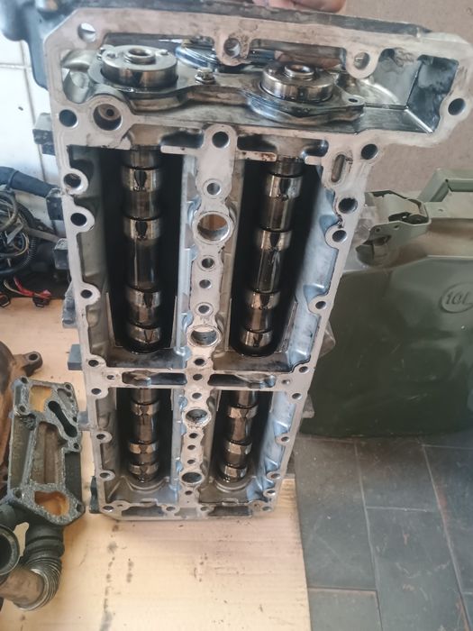 Capac chiuloasa iveco 30 180 cp euro 4 , capac culbutori