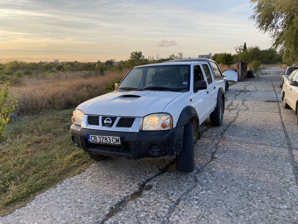 Nissan navara d22 2.5 133 коня YD25  Нисан навара