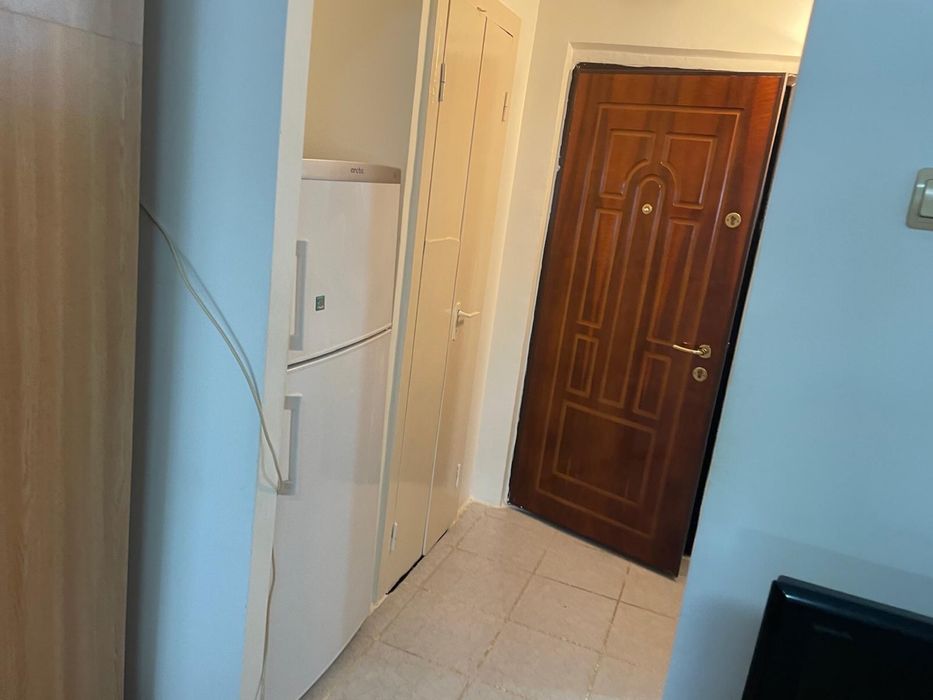 Inchiriez garsoniera