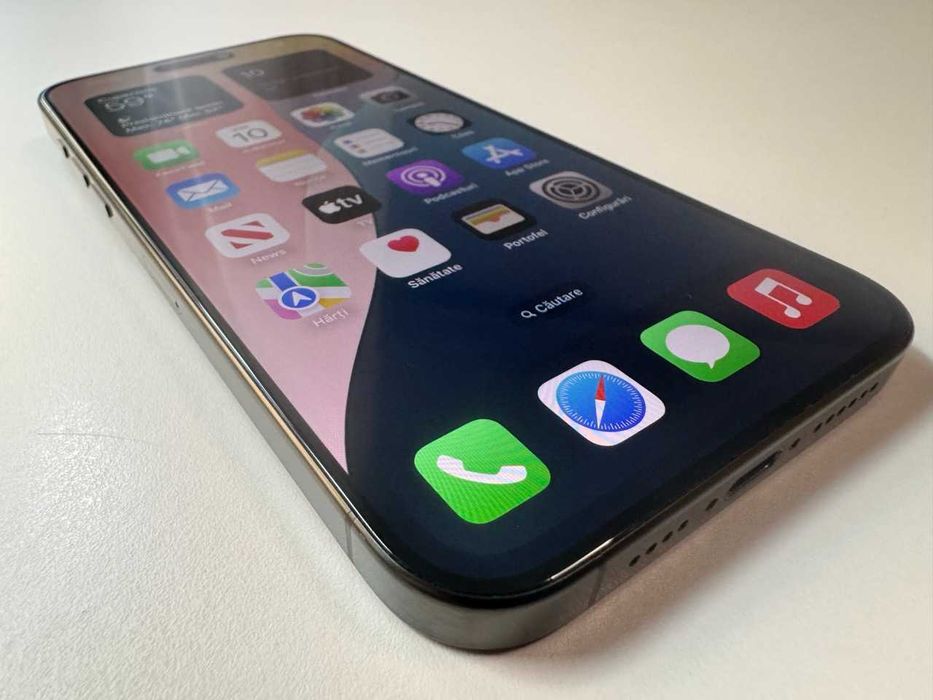  Apple / iPhone 15 Pro Max / 256 Gb / Black / 90% Acumulator