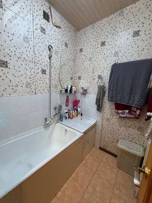 Продаётся 1 ком квартира, 33м2. Чиланзар 21 кв. Учтепинский район.