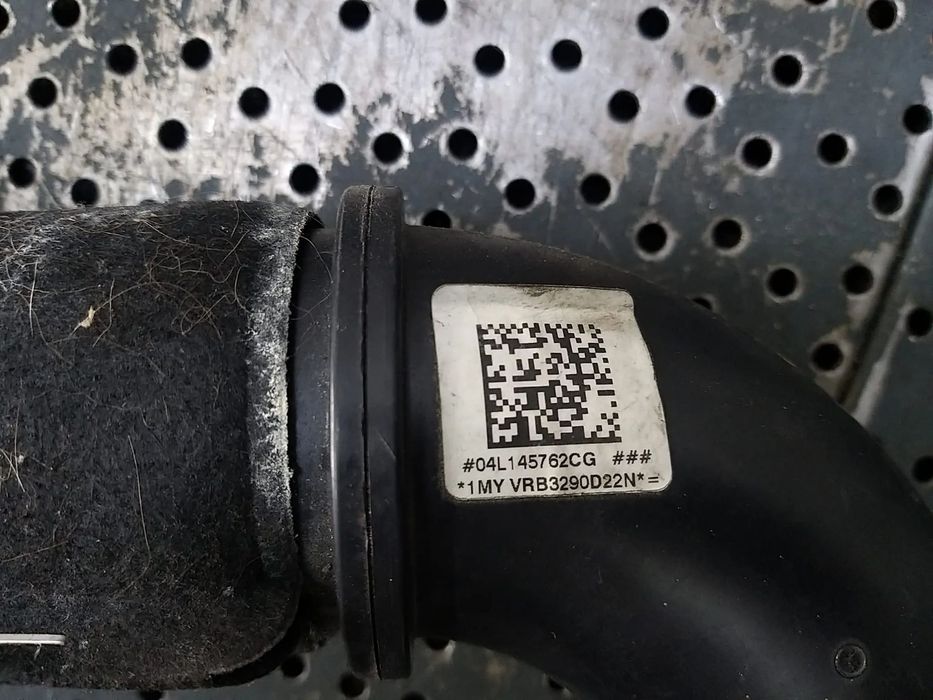 Furtun tub intercooler 2.0 tdi audi a4 b9 8w 04l145762cg