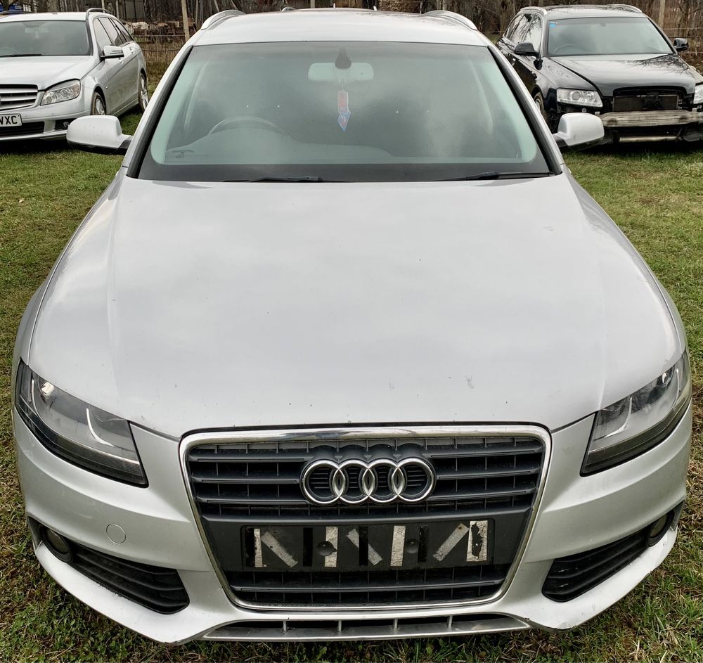 Dezmembrez audi a4 b8