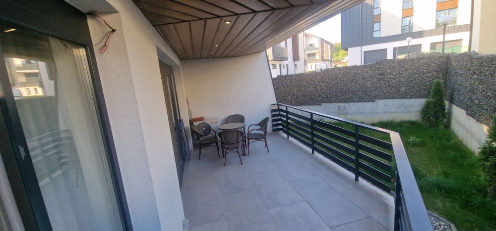 Apartament 3 camere de vinzare sau pentru inchiriere