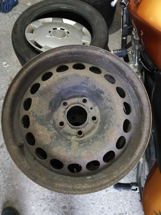 jante tabla R16 + capace audi