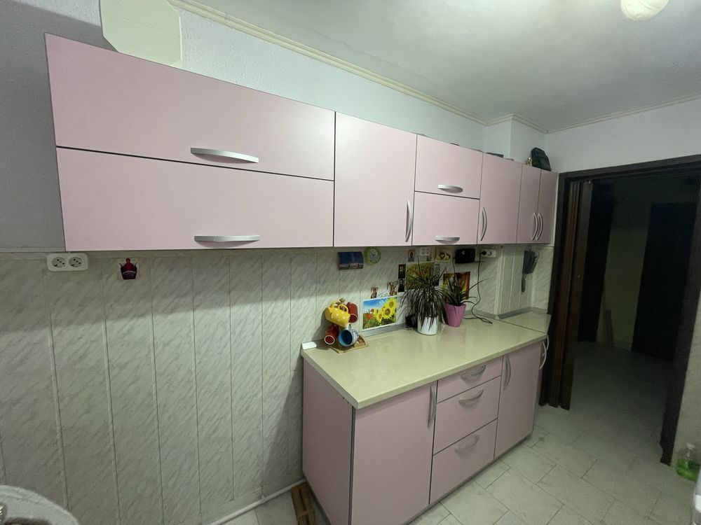 Vand modila de bucatarie