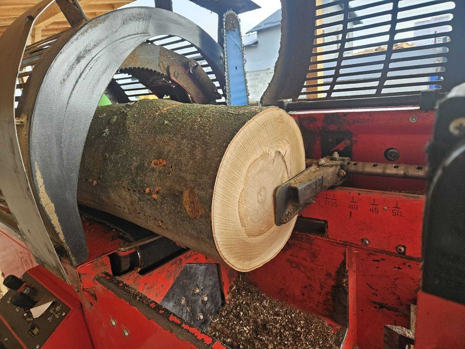 Linie de taiat si despicat lemn de foc Krpan CS 4218 Pro