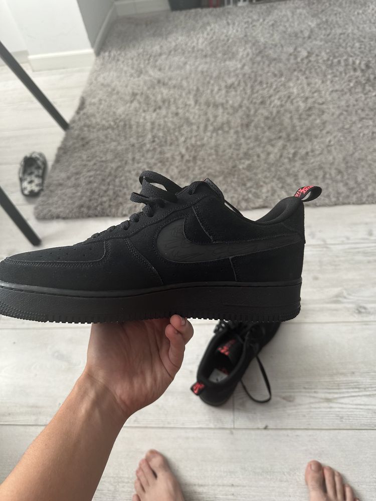 air force 1 nepurtati ORIGINALI marimea 46*imi sunt mari,primiti cadou