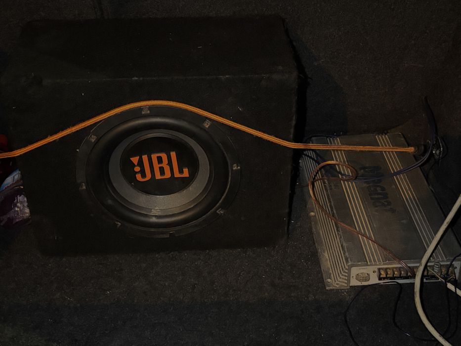 Subwoofer auto JBL