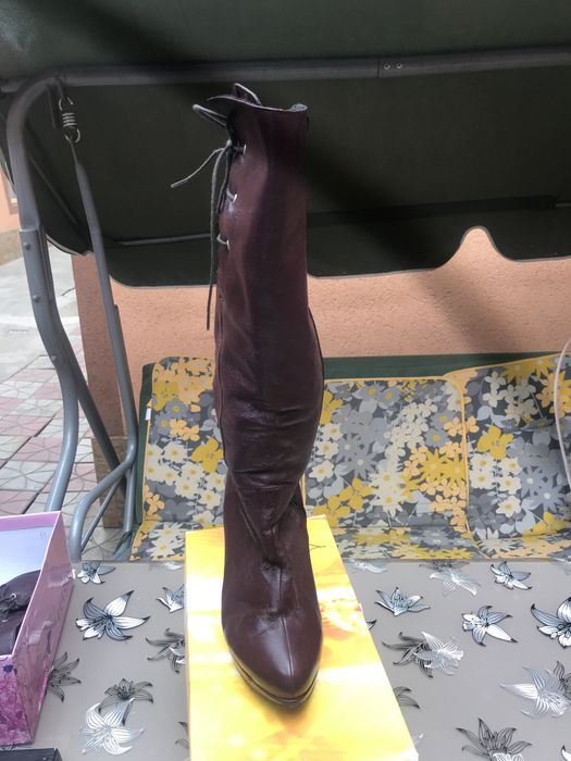 Cizme din piele elegante, cu toc