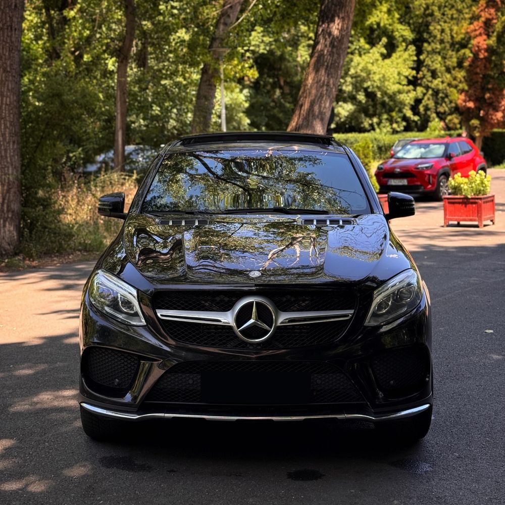 Mercedes-Benz GLE 350d Coupe / AirMatic / Full / Panoramic / Distronic