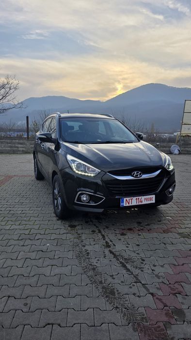 Ix 35 2015 2L 4x4 145000km