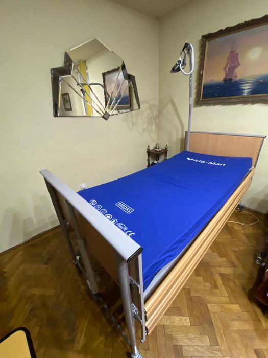 Vand pat electric pentru persoane cu dizabilități