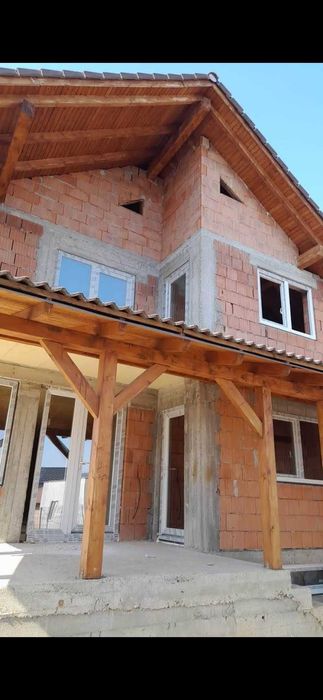 Casa de vinzare           .