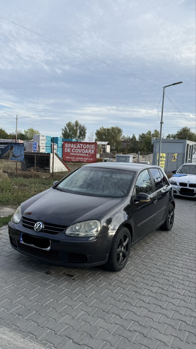 Volkswagen Golf 5 2004 1.4 manual