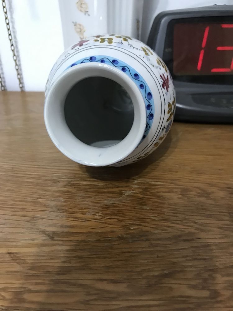 vaza de ceramica portughez