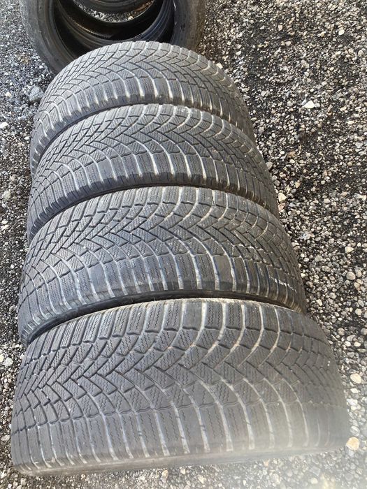 Всесезонни Гуми 225 50 17 Bridgestone dot 20