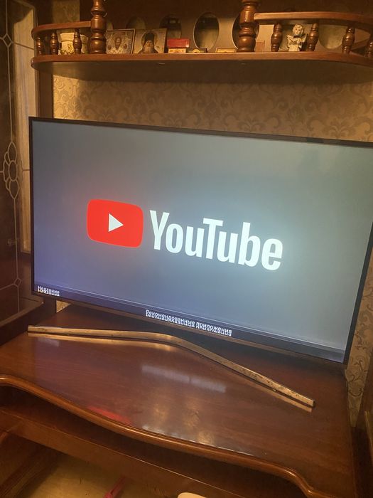 Продам телевизор самсунг Смарт